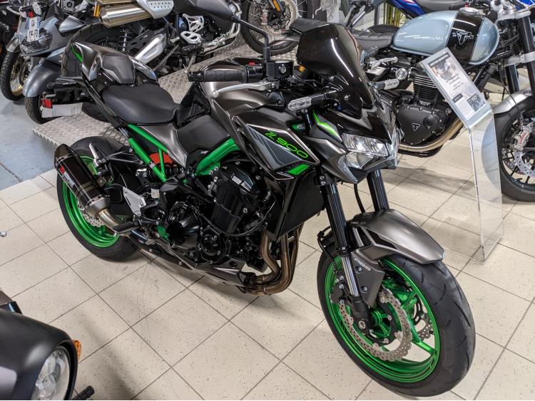 KAWASAKI Z 900 PACK PERFORMANCE