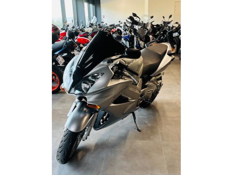 HONDA VFR 800 VTEC