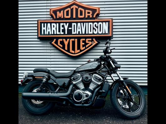HARLEY-DAVIDSON SPORTSTER NIGHTSTER 975