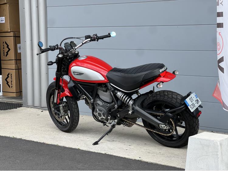 DUCATI SCRAMBLER 800