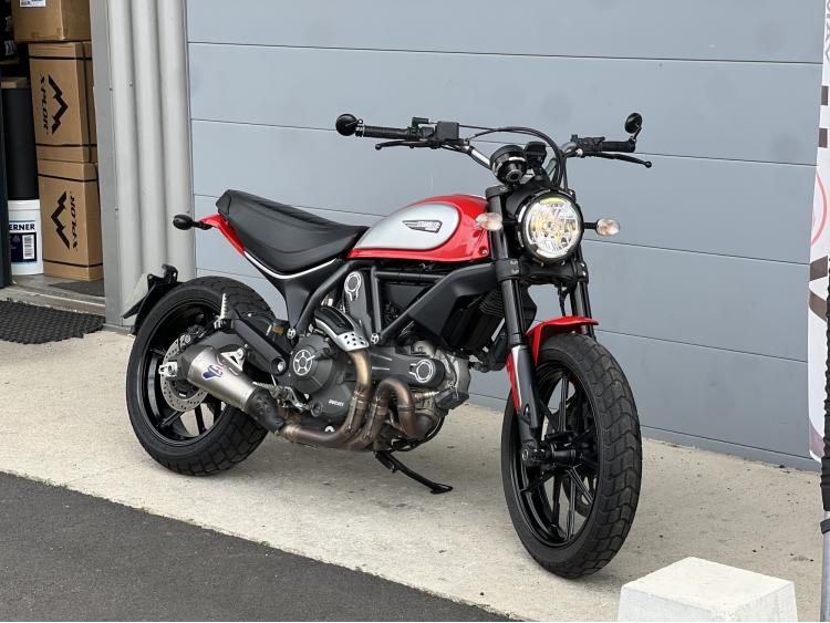 DUCATI SCRAMBLER 800