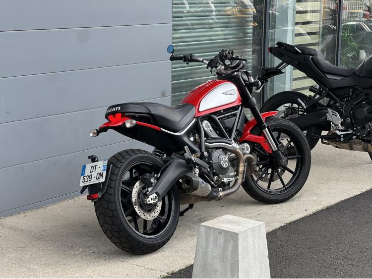 DUCATI SCRAMBLER 800