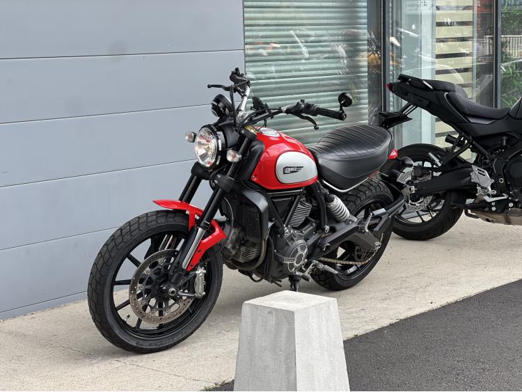DUCATI SCRAMBLER 800