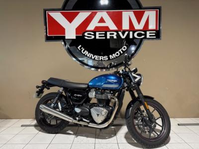 TRIUMPH STREET TWIN  900