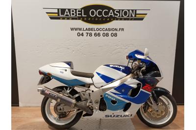 SUZUKI GSX-R 750