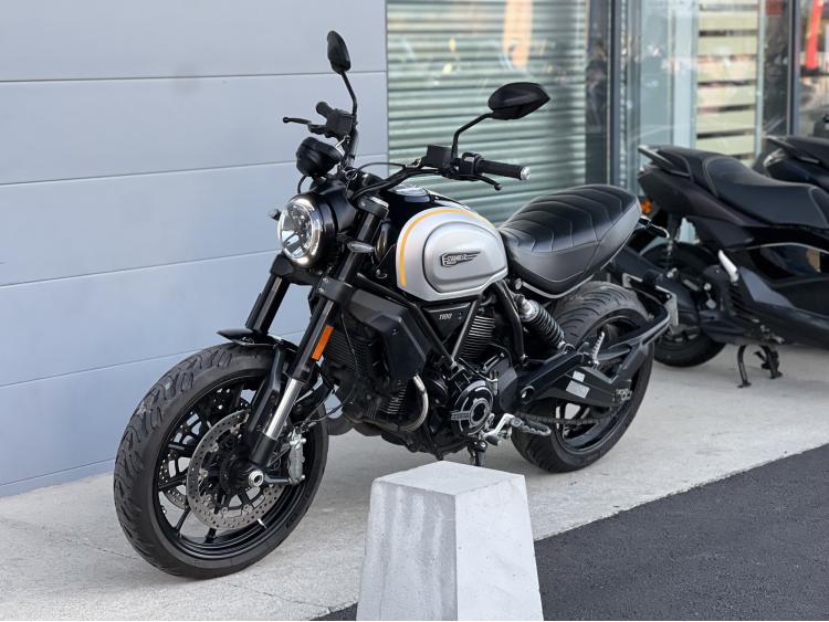 DUCATI SCRAMBLER 1100 PRO