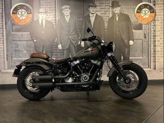 HARLEY-DAVIDSON SOFTAIL SLIM 1745