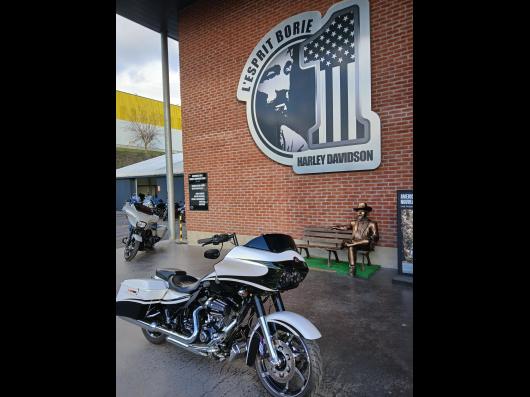 HARLEY-DAVIDSON TOURING ROAD GLIDE 1800 CVO