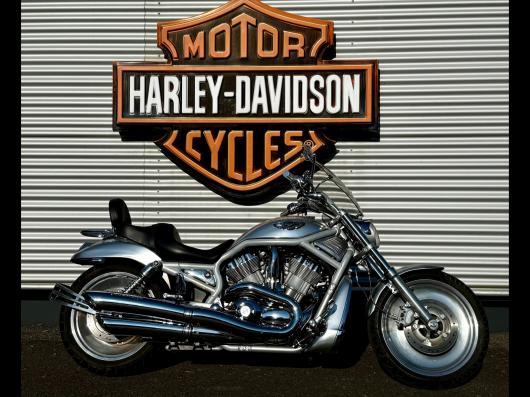 HARLEY-DAVIDSON V-ROD 1130 100th ANNIVERSARY