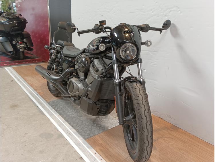 HARLEY-DAVIDSON SPORTSTER NIGHTSTER 975