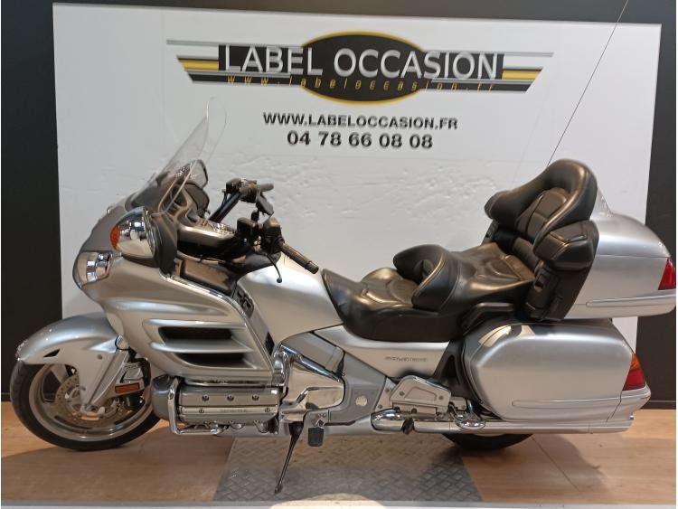 HONDA GL 1800 GOLDWING