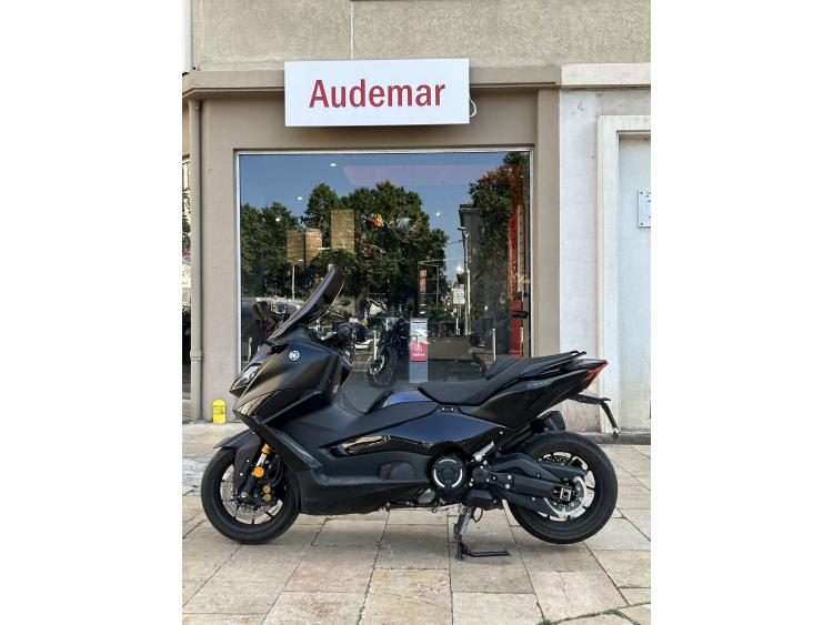 YAMAHA XP T-MAX 560 TECH MAX