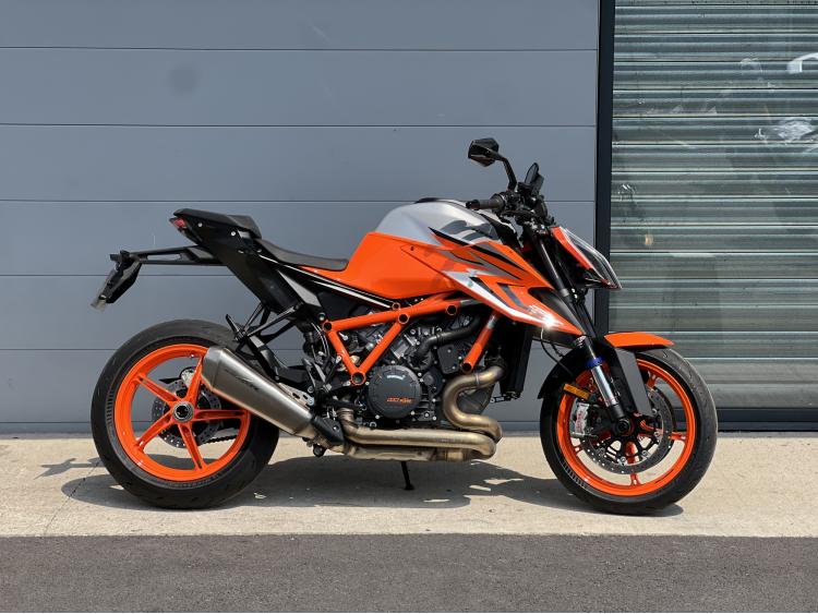 KTM 1290 SUPER DUKE R EVO