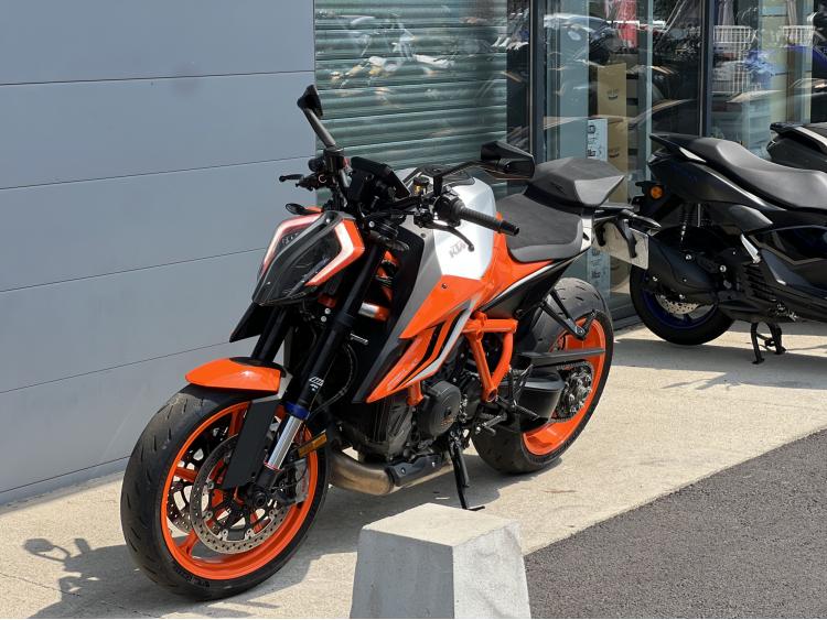 KTM 1290 SUPER DUKE R EVO