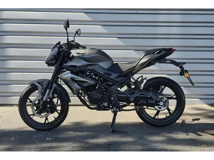 BENELLI BN 125 / NEUVE 0 KMS