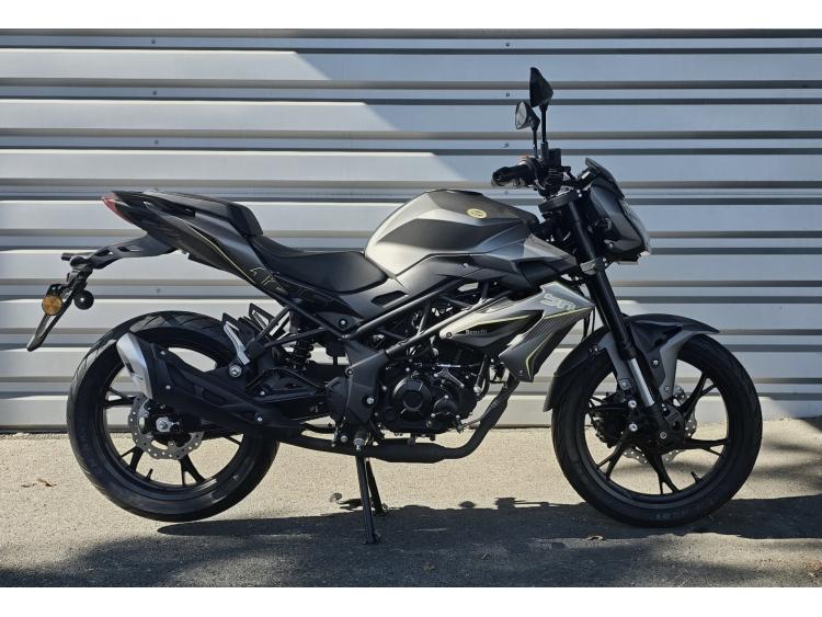 BENELLI BN 125 / NEUVE 0 KMS
