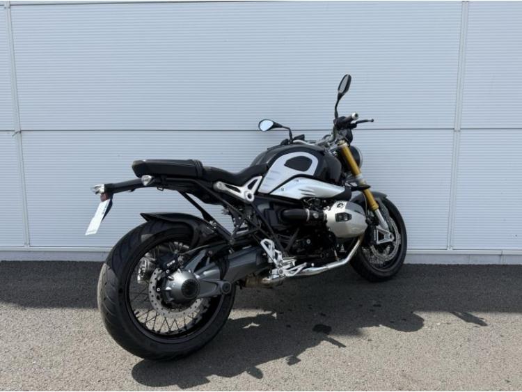 BMW R NineT