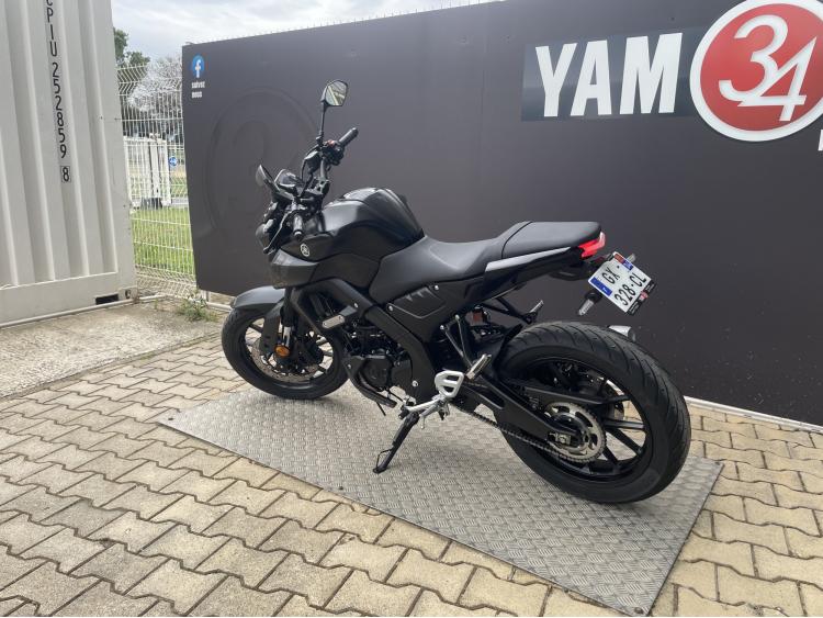 YAMAHA MT-125