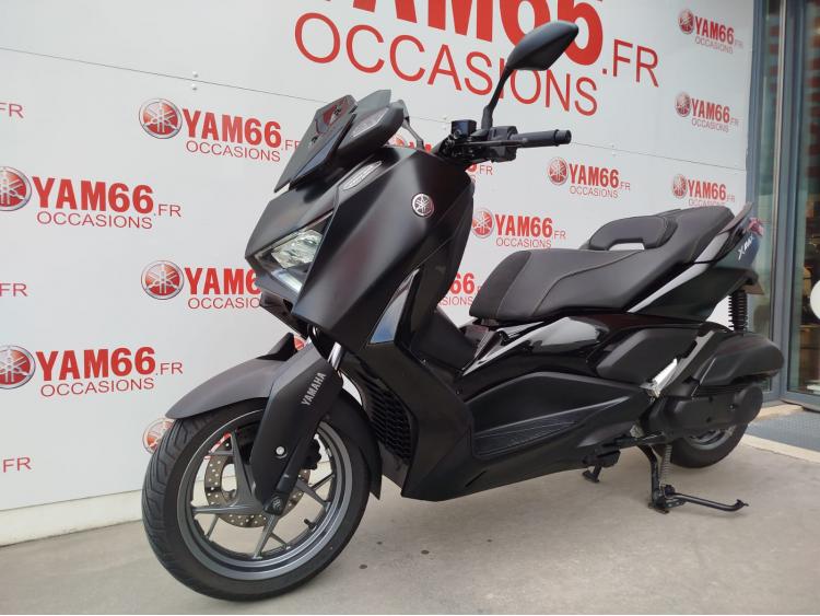 YAMAHA XMAX 125 TECH MAX + ACCESSOIRES