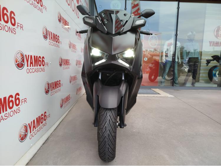 YAMAHA XMAX 125 TECH MAX + ACCESSOIRES