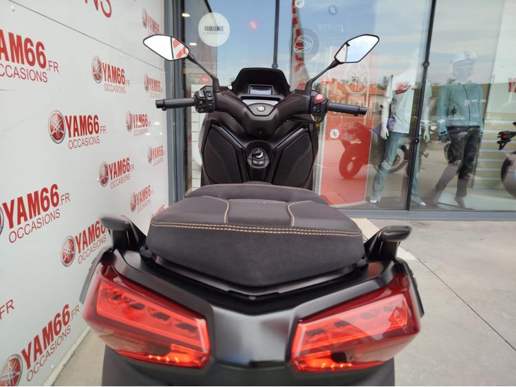 YAMAHA XMAX 125 TECH MAX + ACCESSOIRES