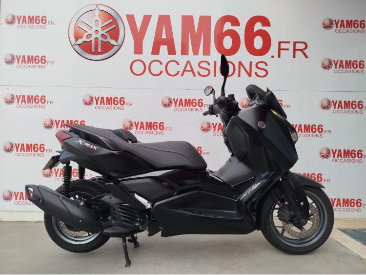 YAMAHA XMAX 125 TECH MAX + ACCESSOIRES