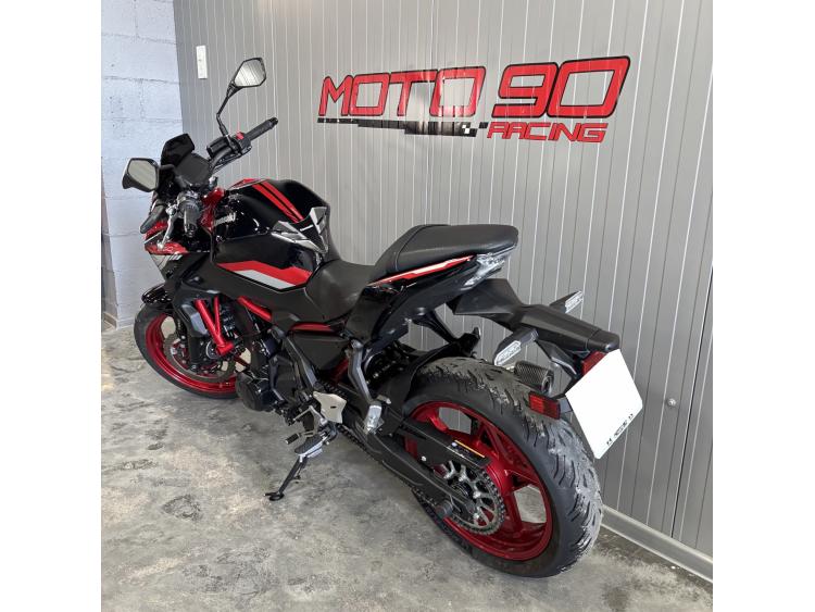 KAWASAKI Z 650