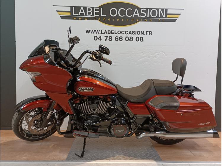 HARLEY-DAVIDSON ROAD GLIDE CVO 