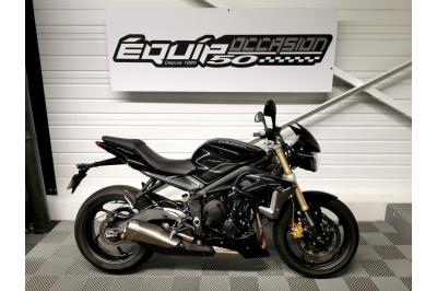 TRIUMPH STREET TRIPLE 675