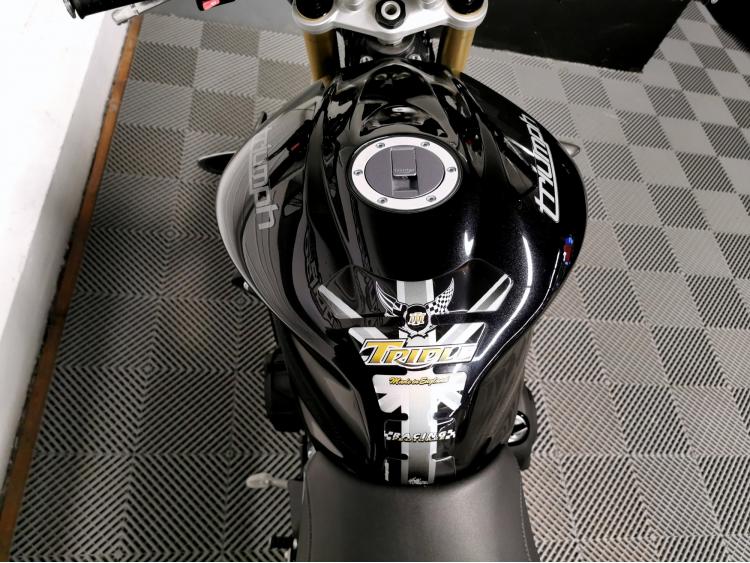 TRIUMPH STREET TRIPLE 675 - ABS