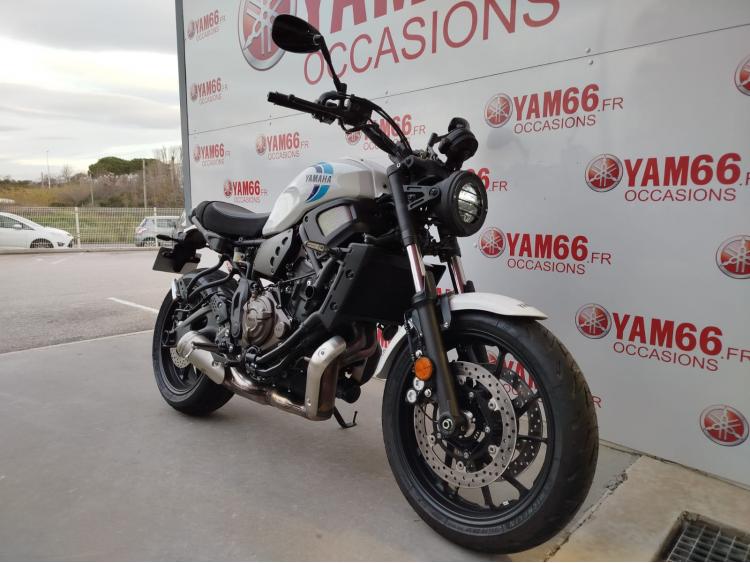 YAMAHA XSR 700 ABS