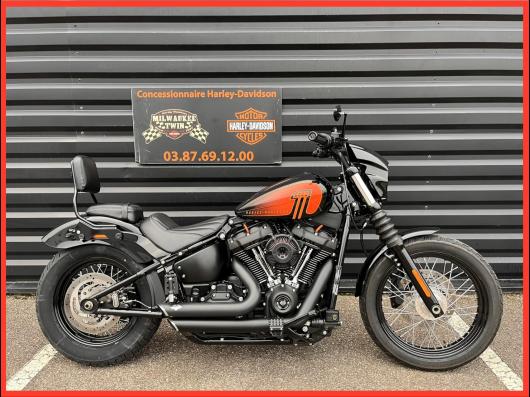 HARLEY-DAVIDSON SOFTAIL STREET BOB 1868