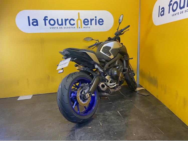 YAMAHA MT-09 SP