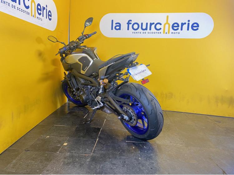 YAMAHA MT-09 SP