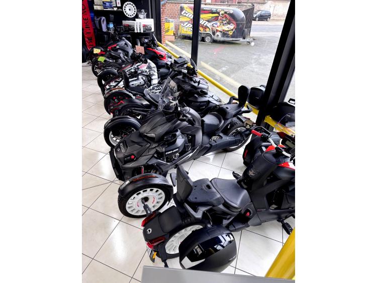 CAN-AM RYKER 900 DUO canam 600 sport rally spyder can am