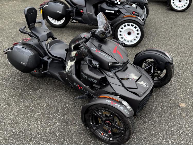 CAN-AM RYKER 900 DUO canam 600 sport rally spyder can am