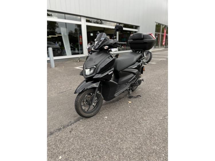 YAMAHA RayZR 125