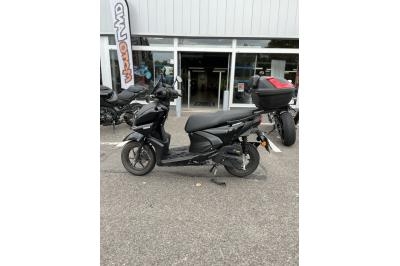 YAMAHA RayZR 125