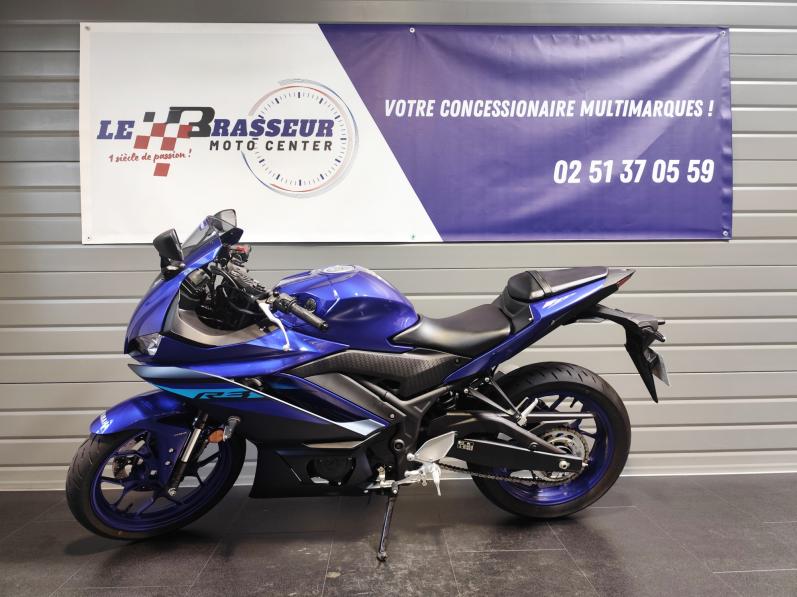 YAMAHA YZF-R3 A2