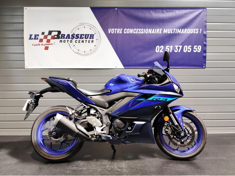 YAMAHA YZF-R3 A2