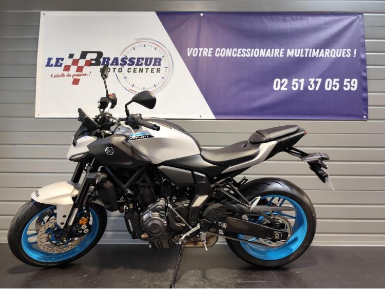YAMAHA MT-07 A2