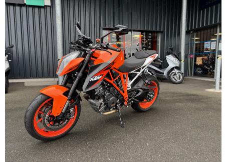 KTM 1290 SUPER DUKE R