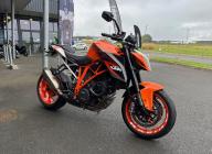 KTM 1290 SUPER DUKE R