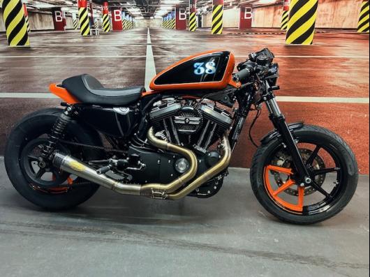 HARLEY-DAVIDSON SPORTSTER IRON 883