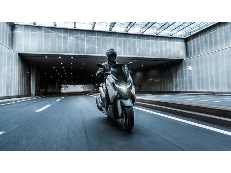 YAMAHA NMAX 125 TECH MAX (26)