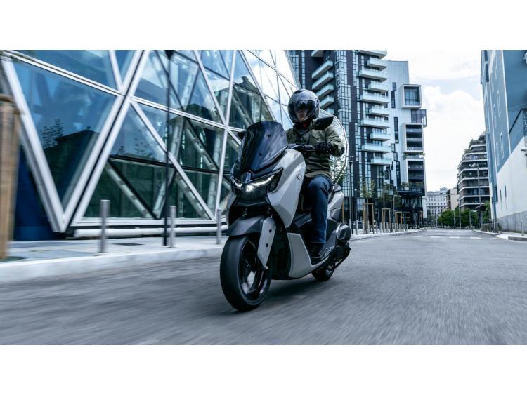 YAMAHA NMAX 125 TECH MAX (26)