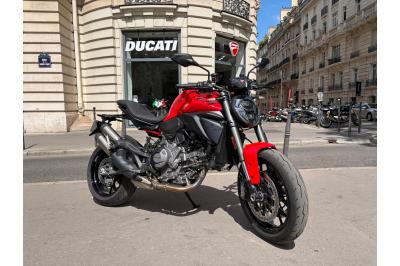 DUCATI MONSTER 900