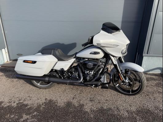 HARLEY-DAVIDSON TOURING STREET GLIDE 1923