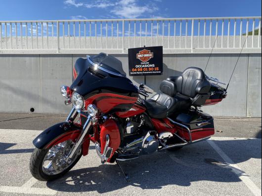 HARLEY-DAVIDSON TOURING ELECTRA GLIDE 1800 ULTRA LIMITED CVO