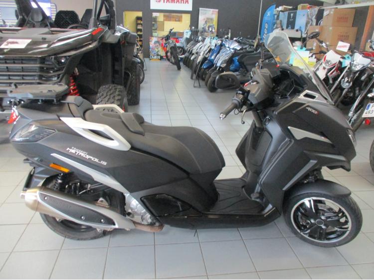 PEUGEOT METROPOLIS 400